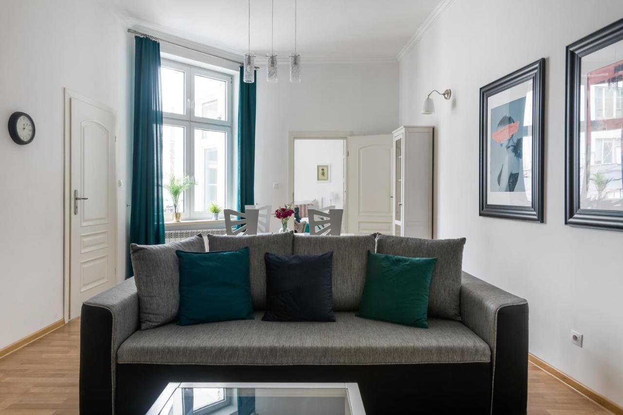 Discover Krakow Apartments - 3 Rakowicka St - Classic Apartments Near Main Station - Netflix Exterior foto